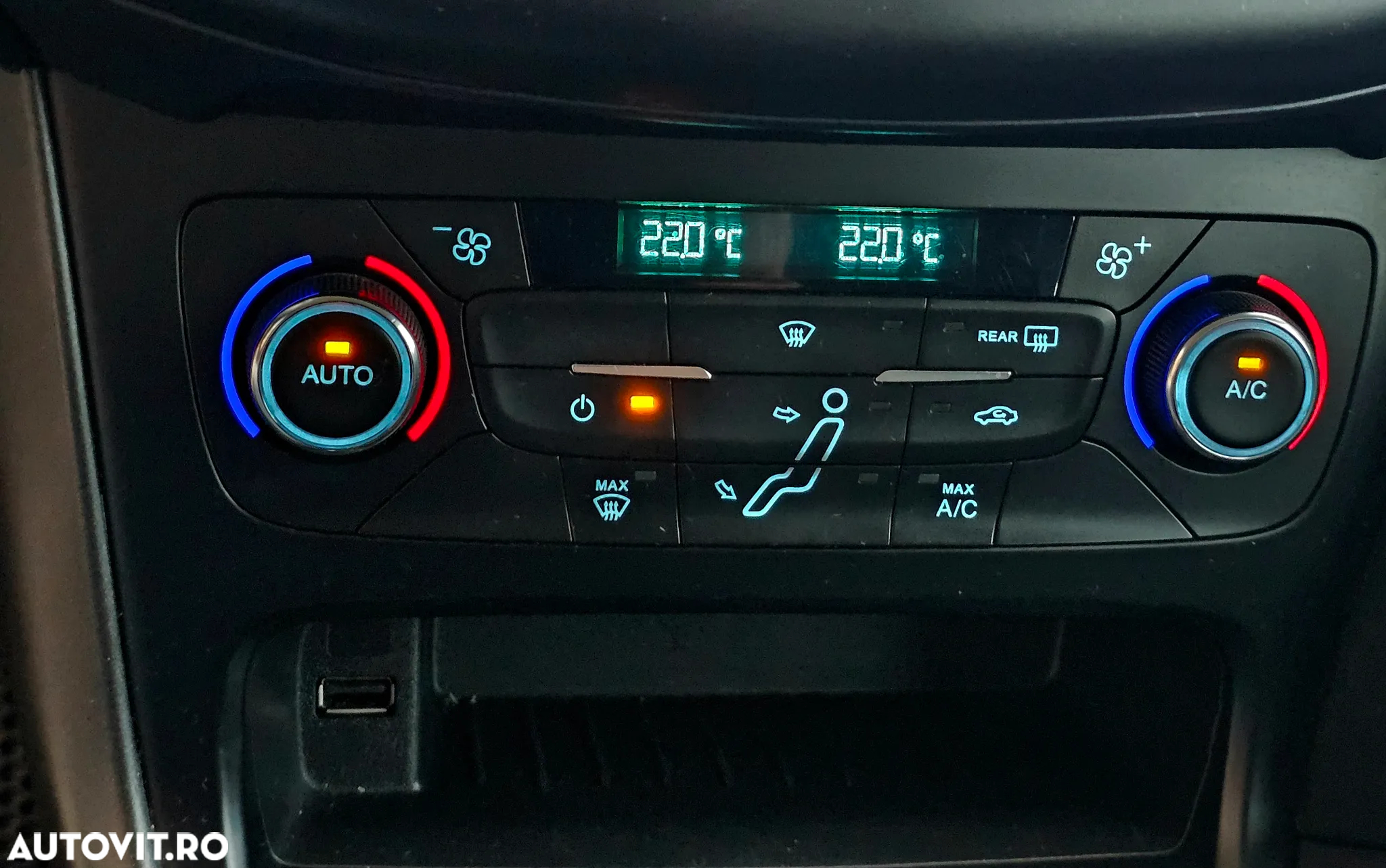Ford Focus 1.0 EcoBoost Trend - 23