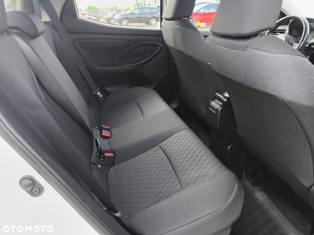 Toyota Yaris Hybrid 1.5 Comfort - 22
