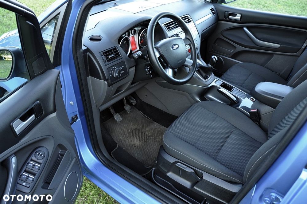 Ford C-MAX 1.8 Titanium - 10