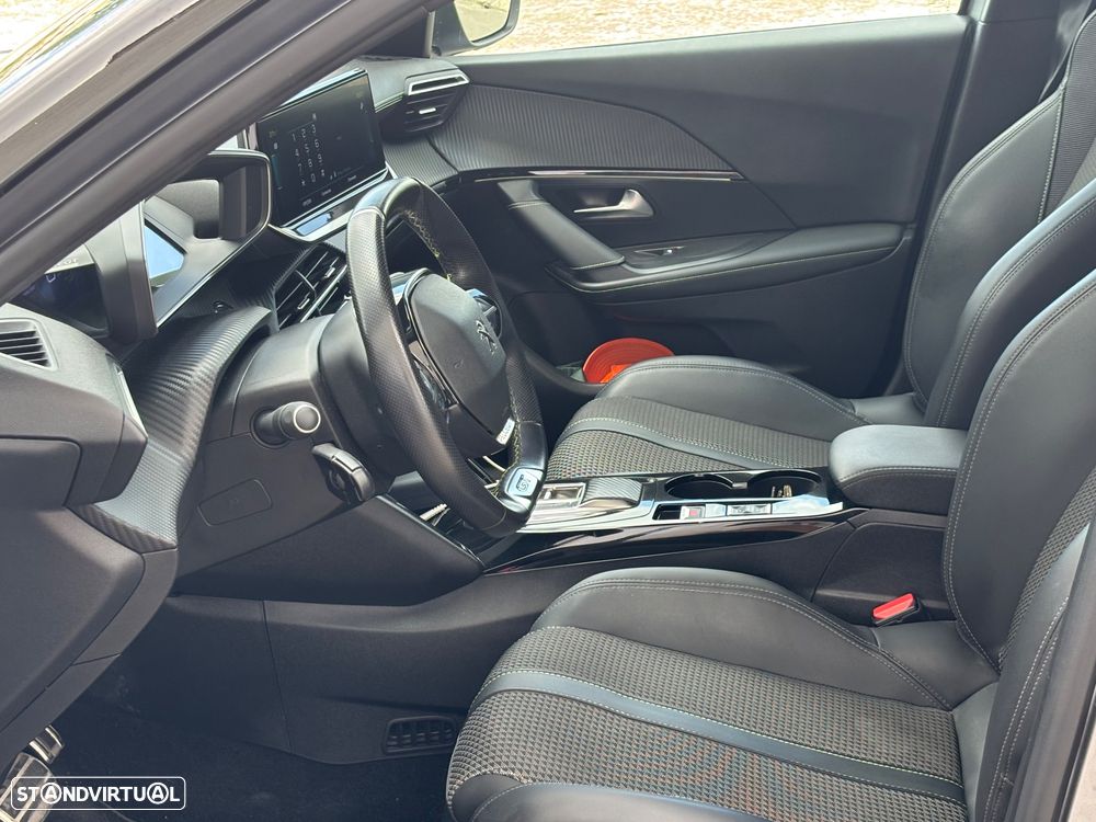 Peugeot 2008 - 5