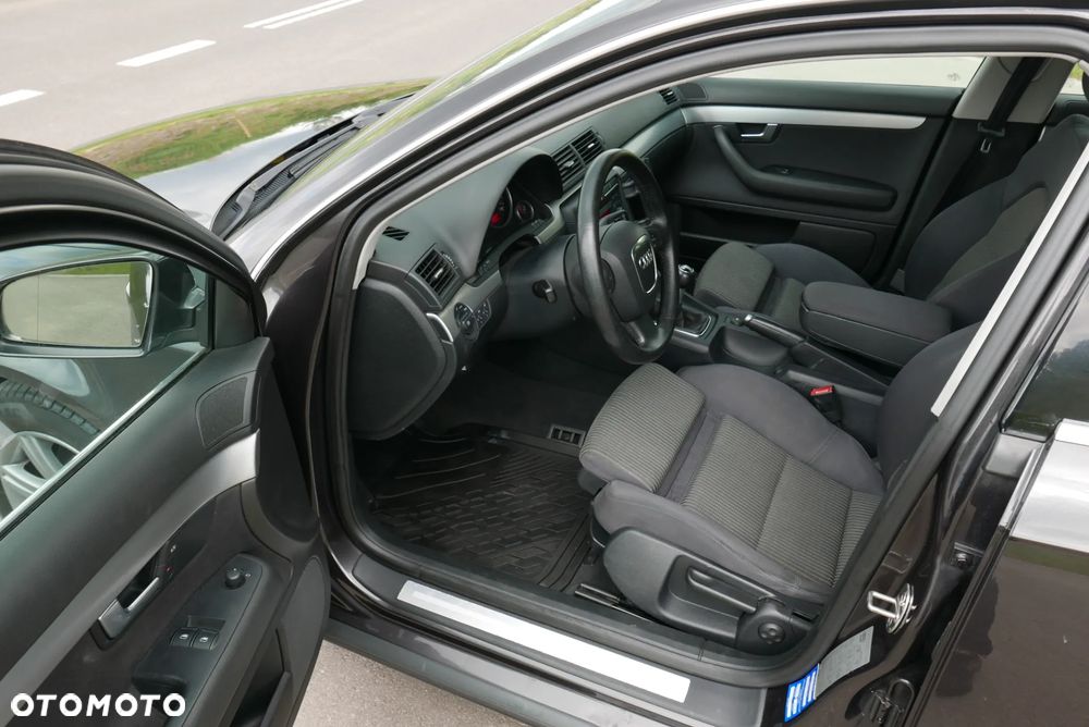 Audi A4 Avant - 14