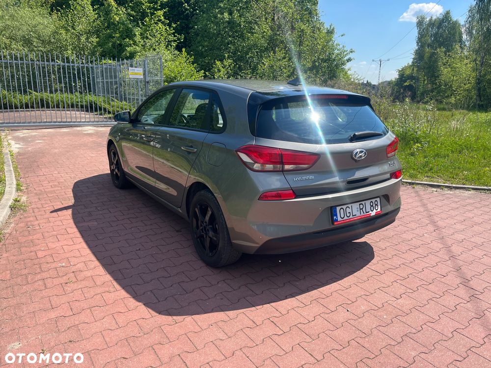 Hyundai i30 1.4 T-GDI Intro Edition - 10