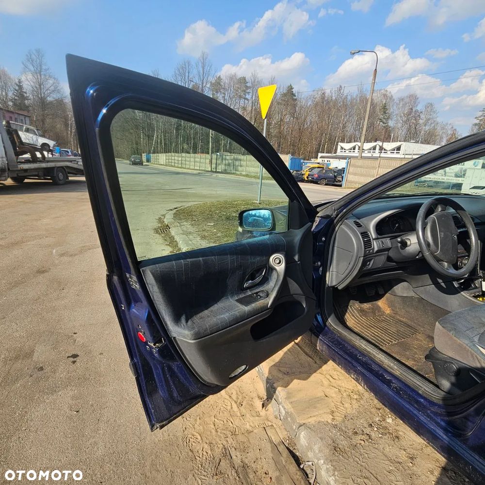 Drzwi / prawe lewe przód tył / Renault Laguna II (lak: TED44) - 6