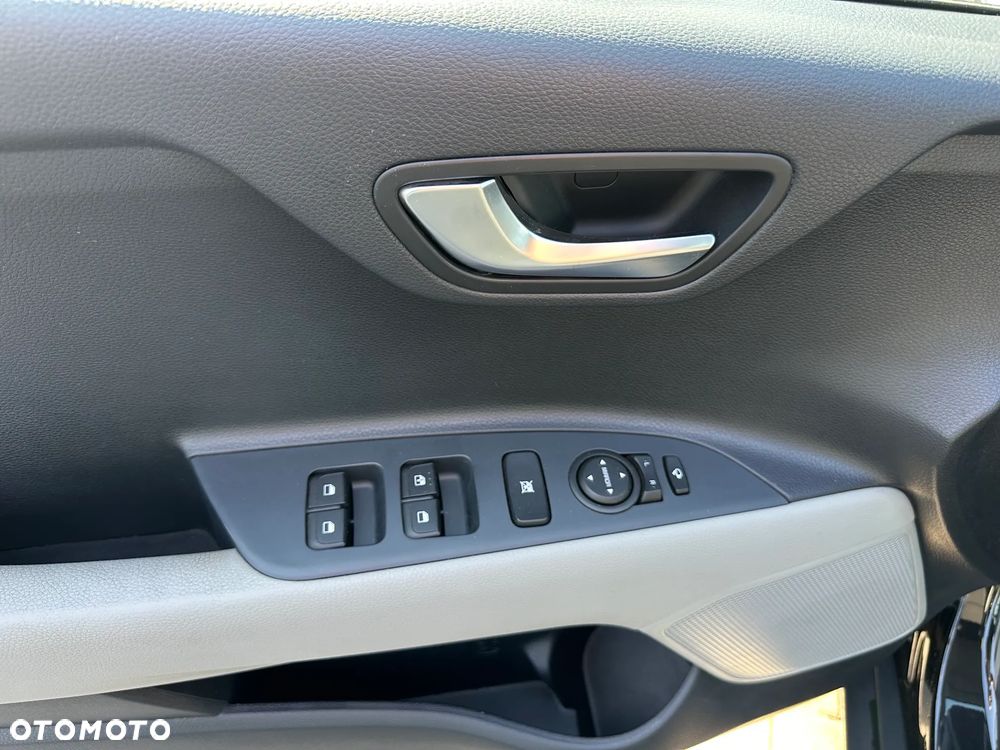 Kia Stonic - 13