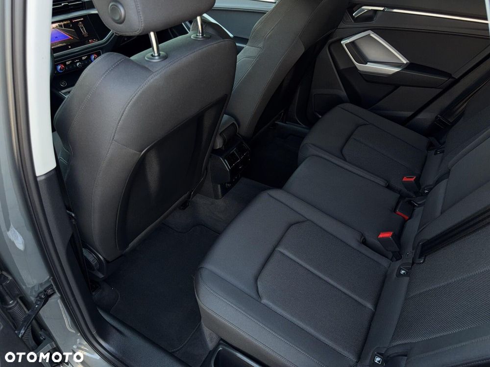 Audi Q3 - 11