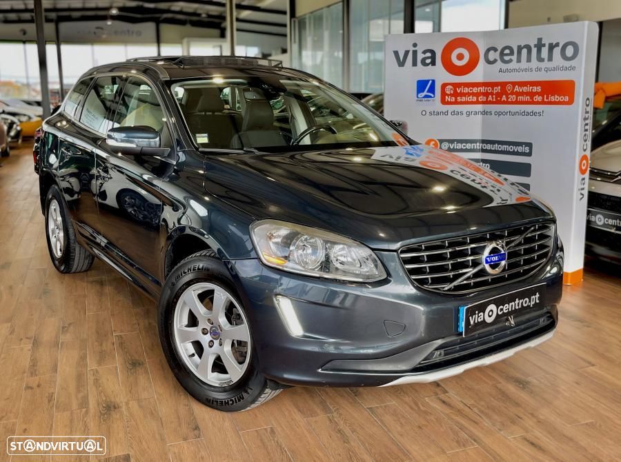 Volvo XC 60 2.0 D4 Momentum Geartronic - 3