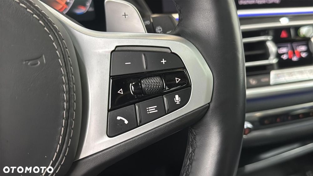 BMW X7 M50d sport - 28