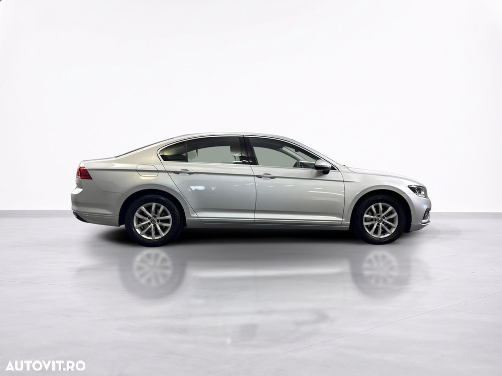 Volkswagen Passat - 7