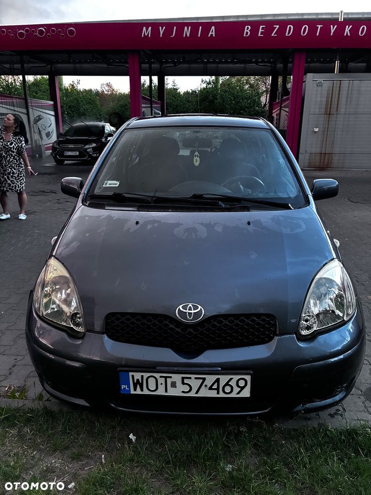 Toyota Yaris 1.4 D-4D Base - 1