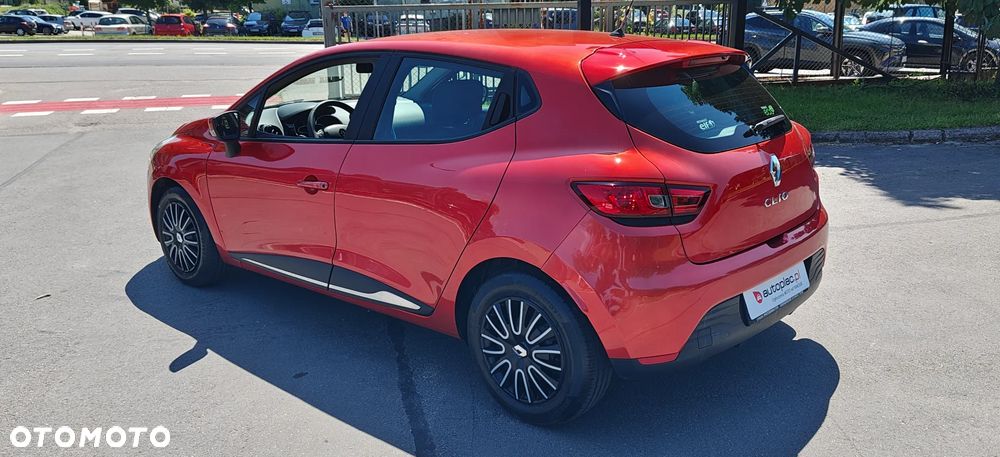 Renault Clio 1.2 16V 75 LIMITED - 5
