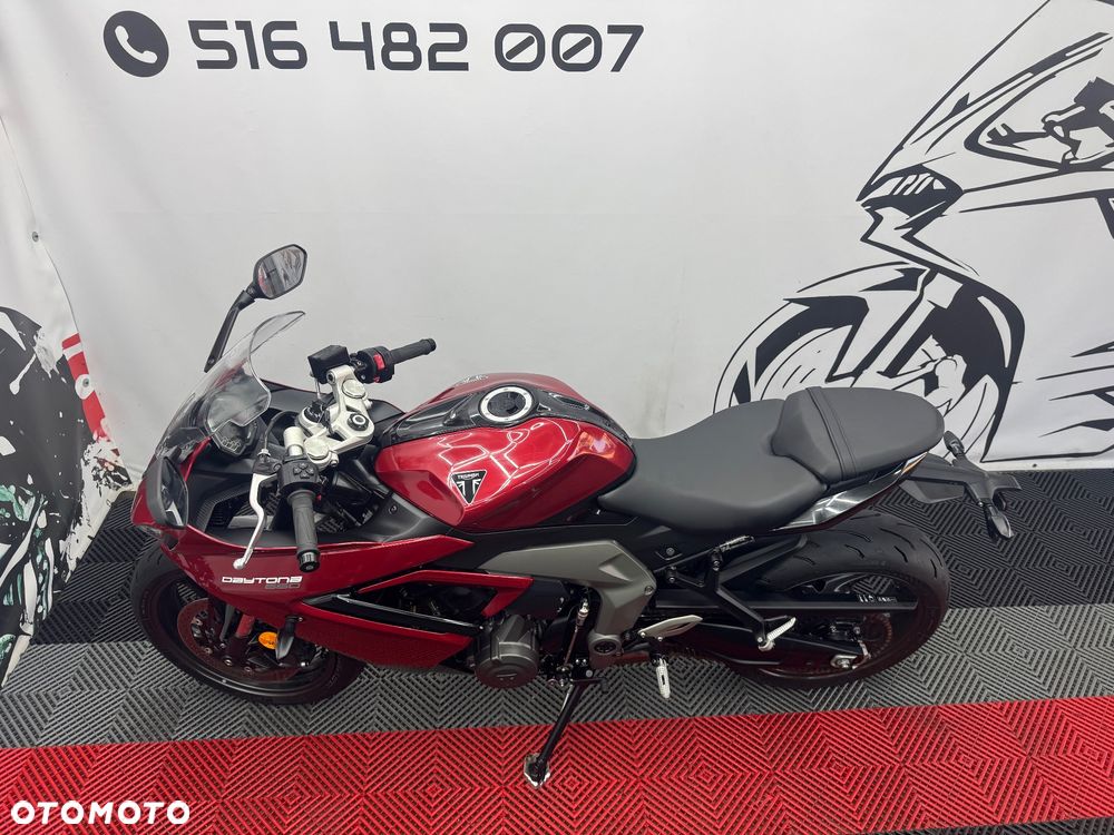 Triumph Daytona - 7