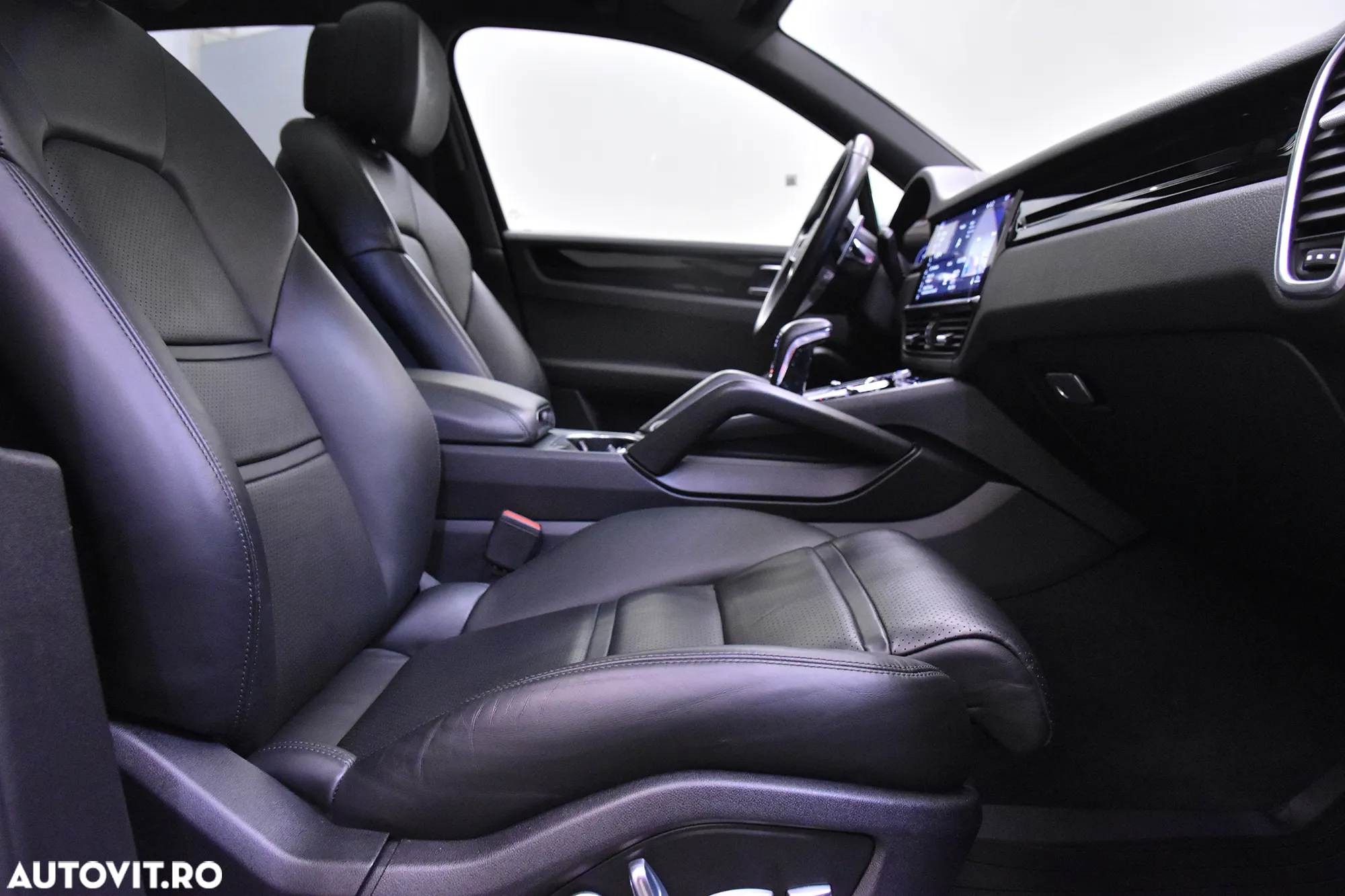 Porsche Cayenne - 11