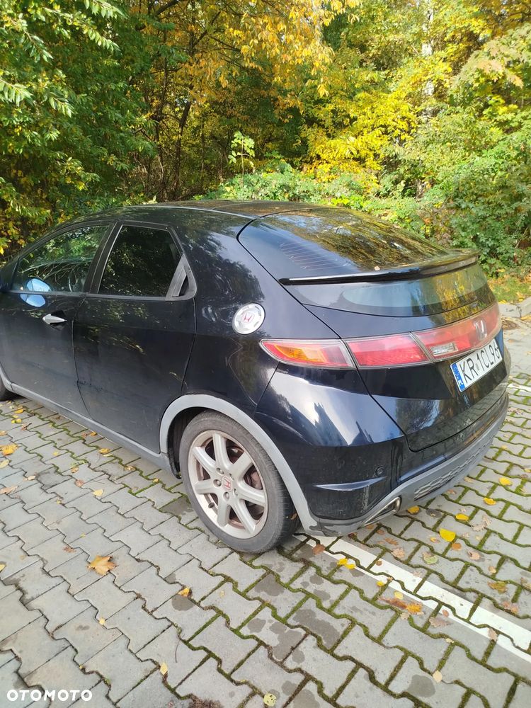 Honda Civic 1.8 Executive - 4