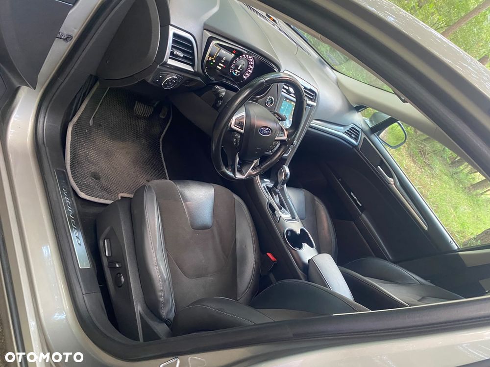 Ford Mondeo 2.0 TDCi STart-Stopp PowerShift-Aut Titanium - 3