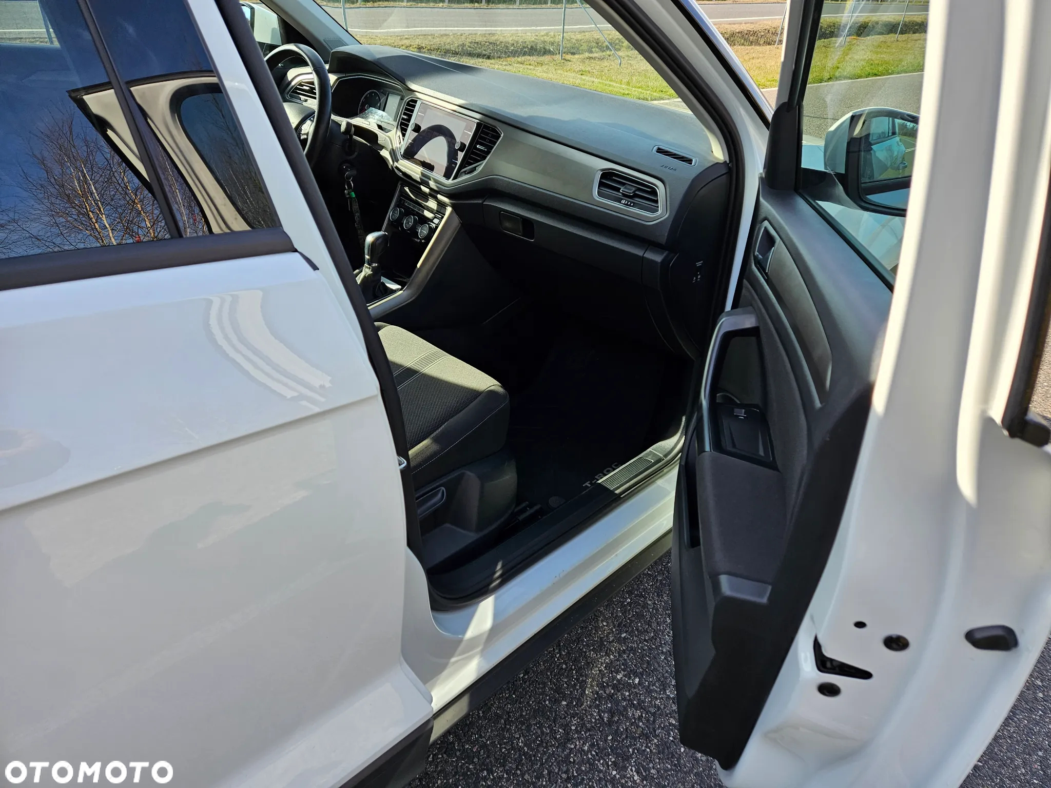 Volkswagen T-Roc 1.5 TSI ACT Premium DSG - 11