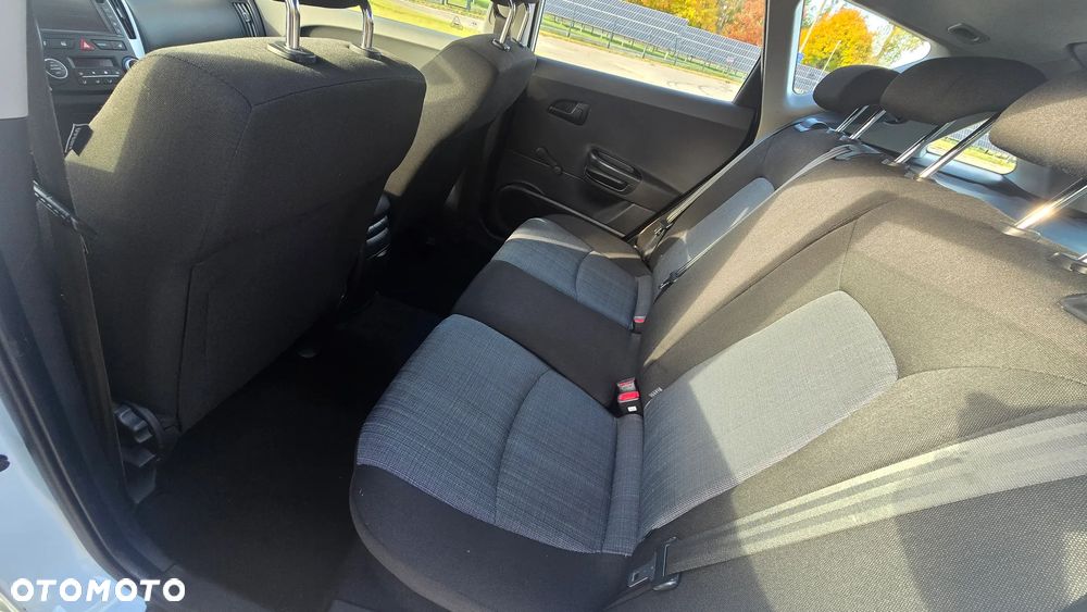 Kia Ceed - 14