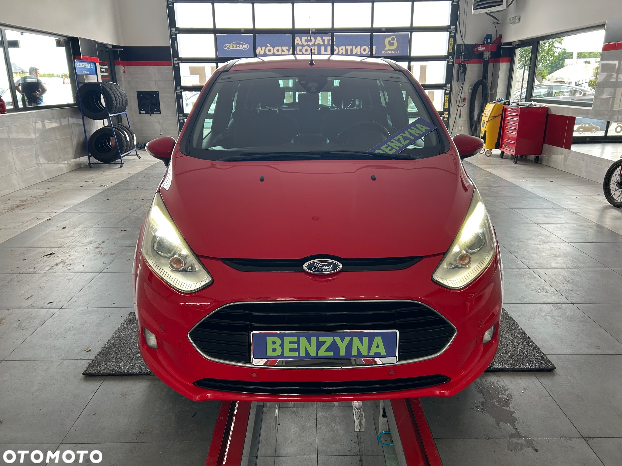 Ford B-MAX 1.6 Colourline - 13