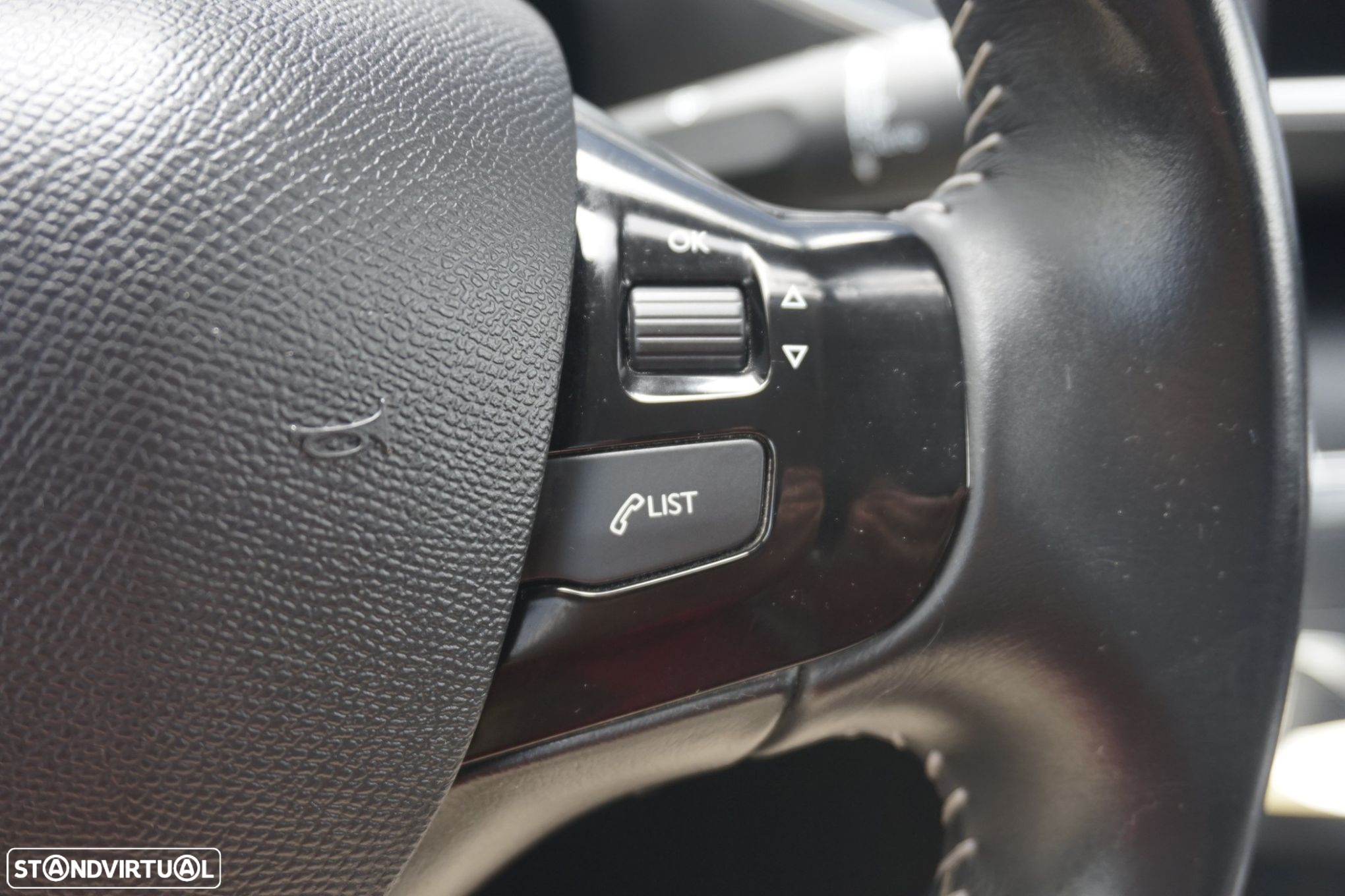 Peugeot 308 1.2 PureTech Style - 12
