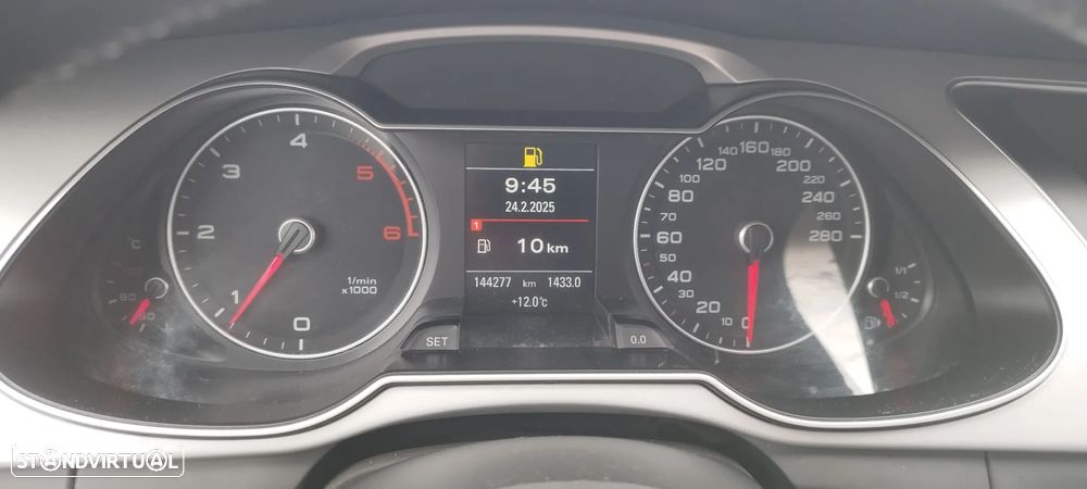 Audi A4 Avant 2.0 TDI Business Line S-line - 9
