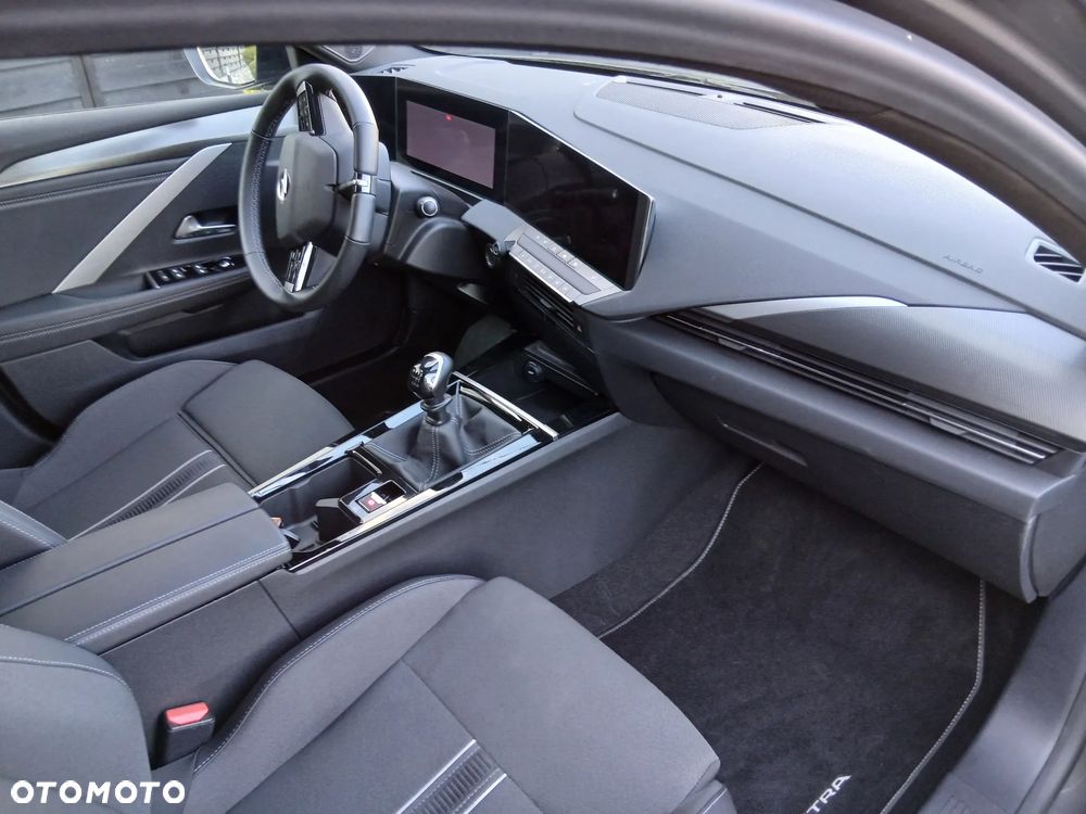 Opel Astra 1.2 Turbo Start/Stop GS Line - 24