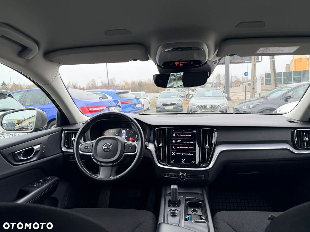 Volvo V60 B3 B Momentum Core - 21