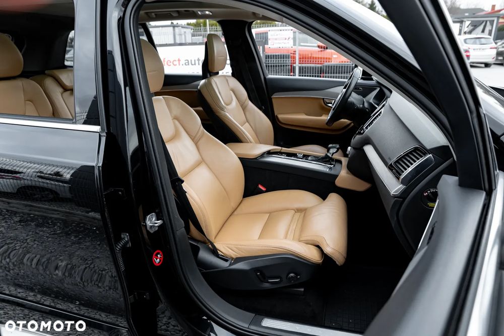 Volvo XC 90 D5 AWD Inscription - 24