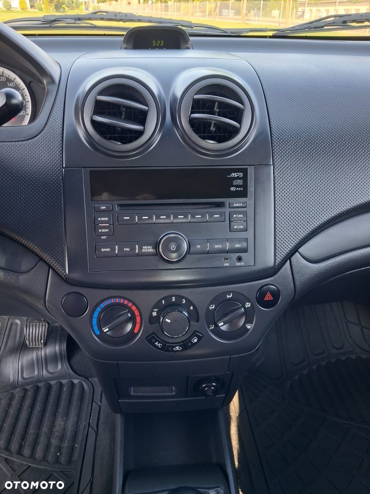 Chevrolet Aveo 1.2 - 13