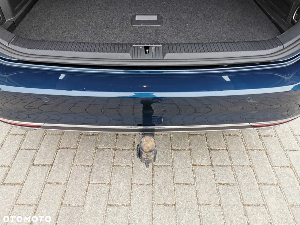 Volkswagen Passat - 15