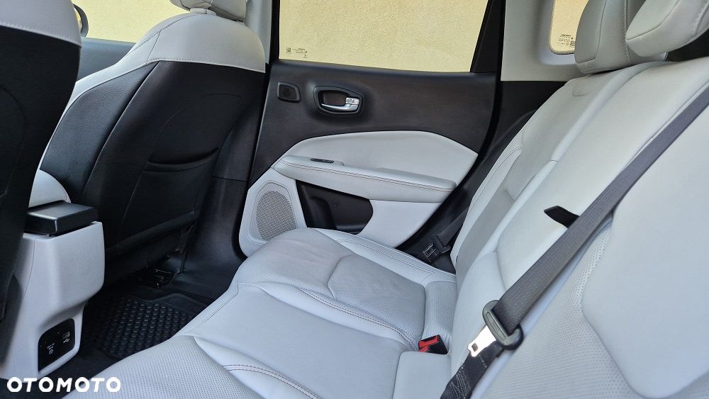 Jeep Compass 1.4 MultiAir Limited - 21