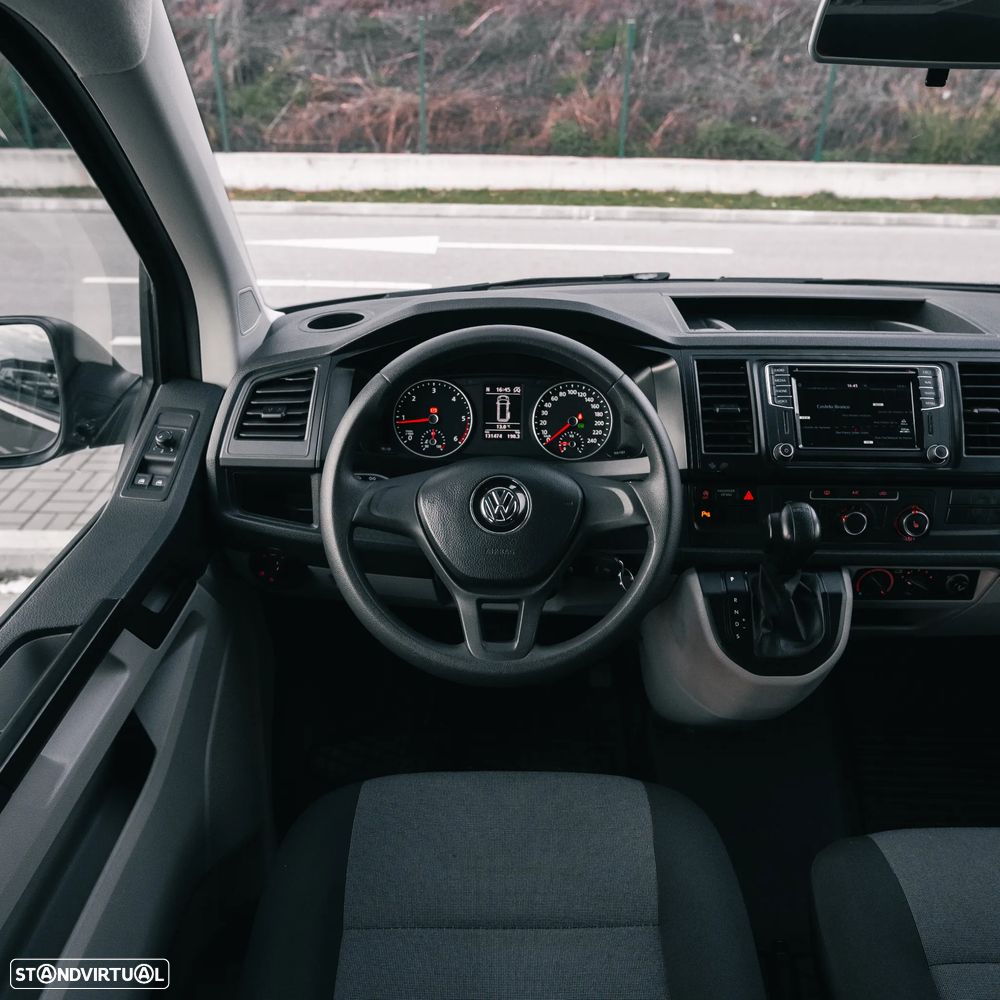 VW Transporter Caravelle DSG Longa Comfortline - 12