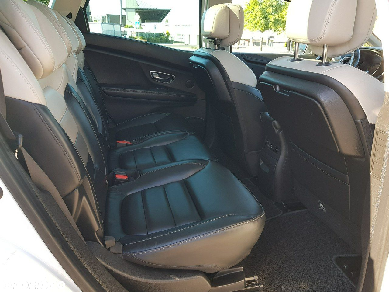 Renault Scenic ENERGY dCi 160 EDC INITIALE PARIS - 17