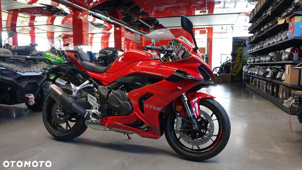 QJMOTOR SRK 800RR - 15
