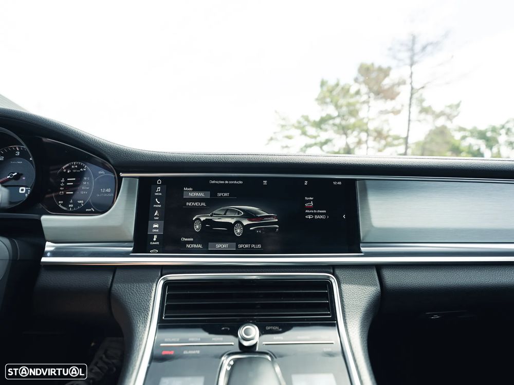 Porsche Panamera 4S Diesel - 25