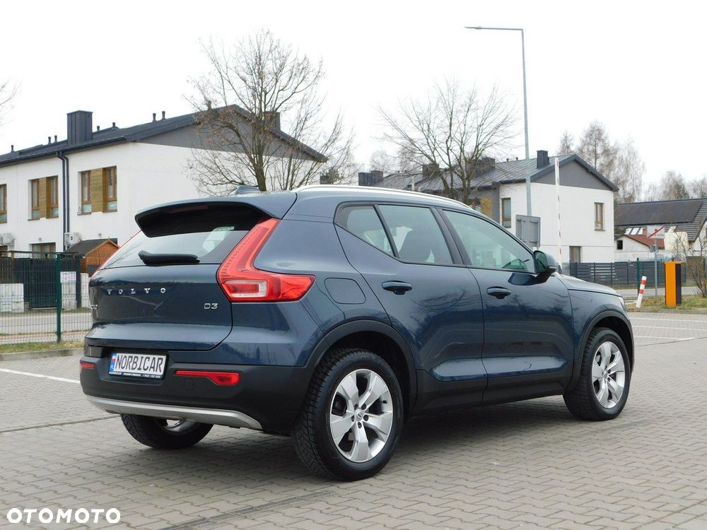 Volvo XC 40 D3 Momentum - 33