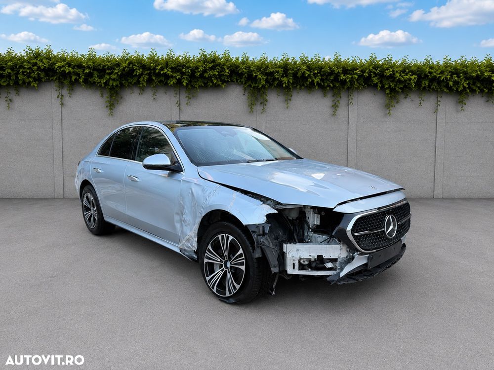 Mercedes-Benz E - 3