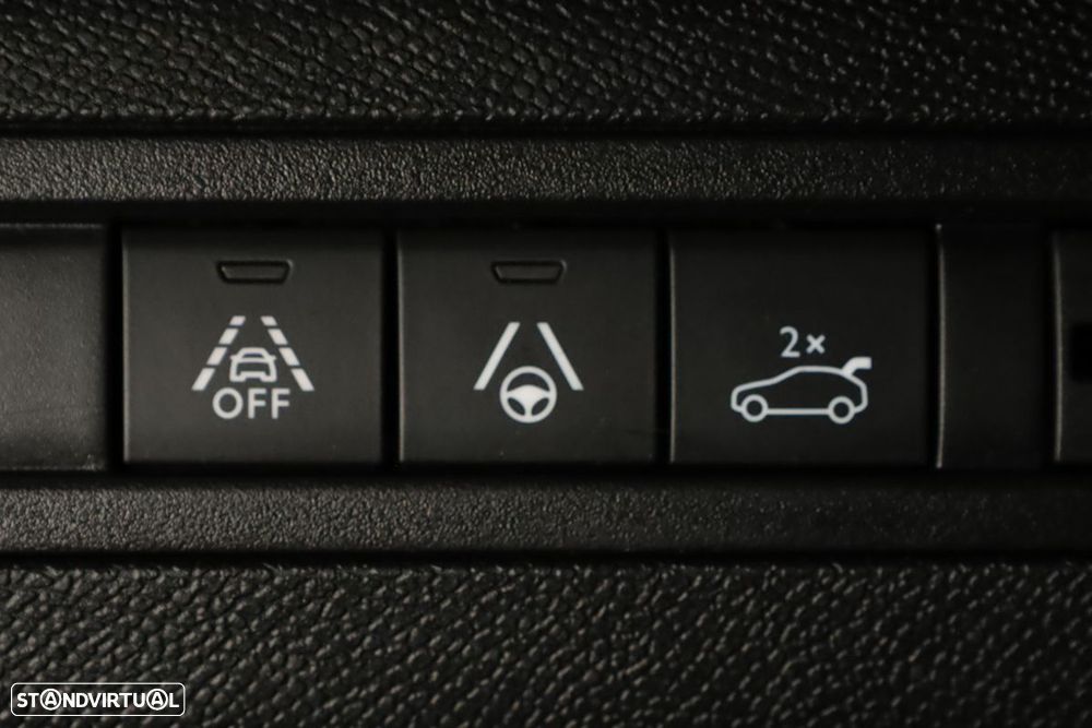 Peugeot 3008 1.2 Hybrid GT e-DCS6 - 20