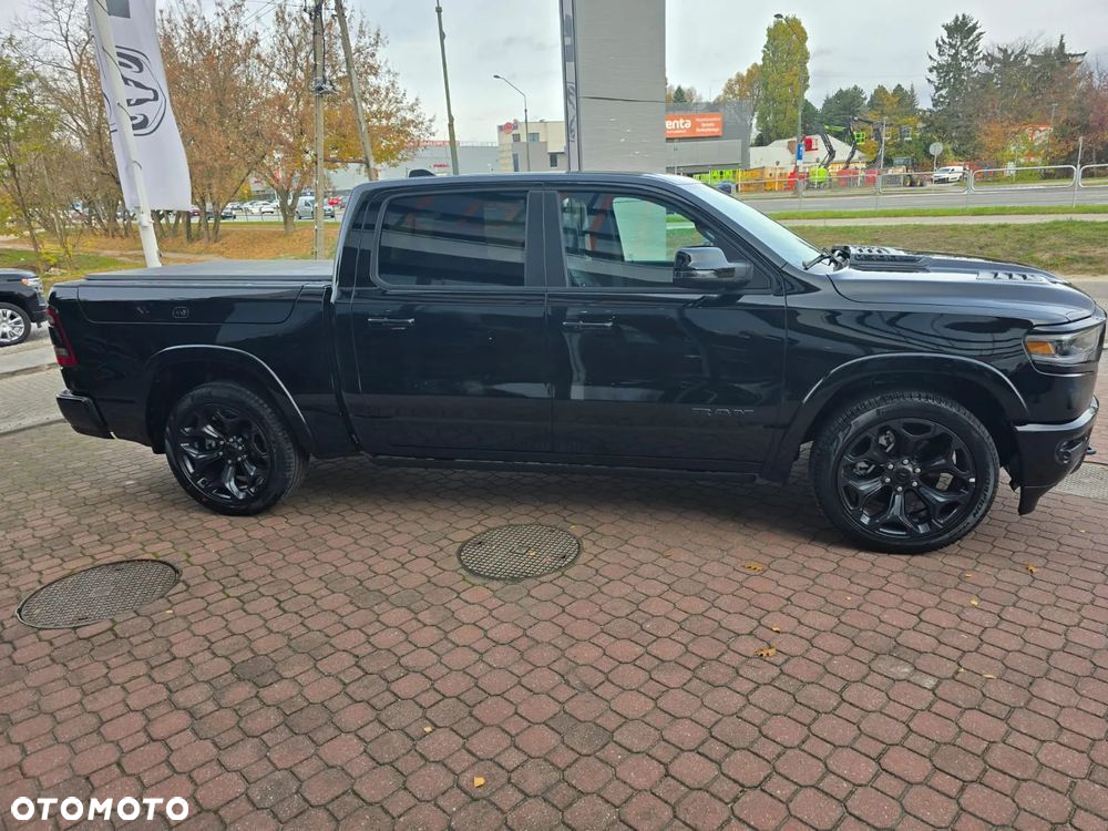 Dodge RAM 1500 5.7 4x4 - 16
