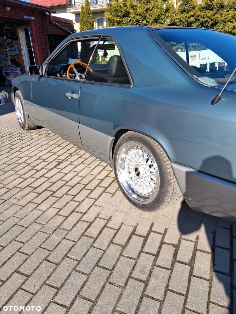 Mercedes-Benz W124 (1984-1993) - 8