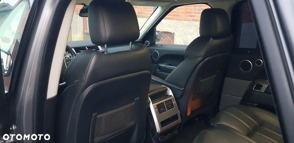 Land Rover Range Rover Sport D250 (SDV6) HSE - 36