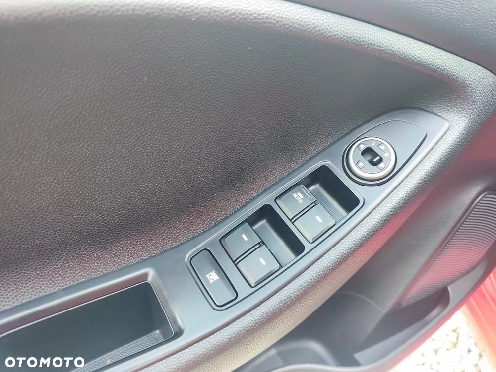 Hyundai i20 - 13