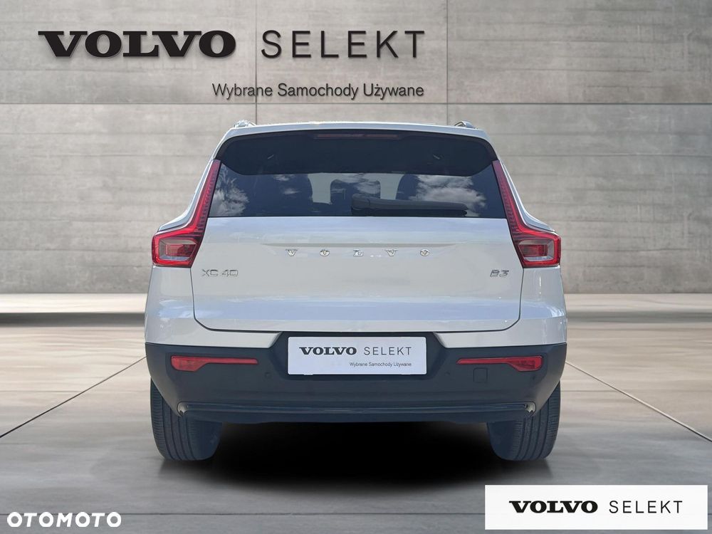 Volvo XC 40 - 5