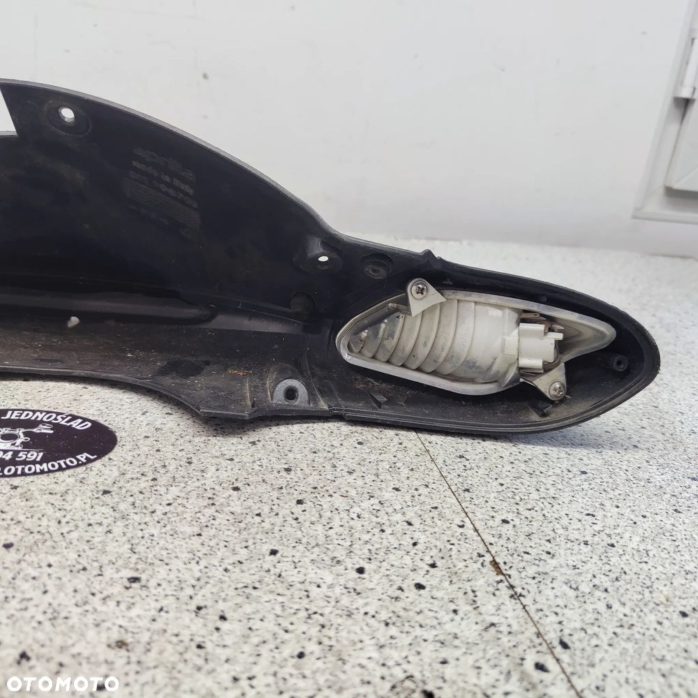 Czacha, czasza, owiewka przód, obudowa, osłona kierownicy, kierunkowskazy przód Aprilia SR 50 SR50 Factory - 9