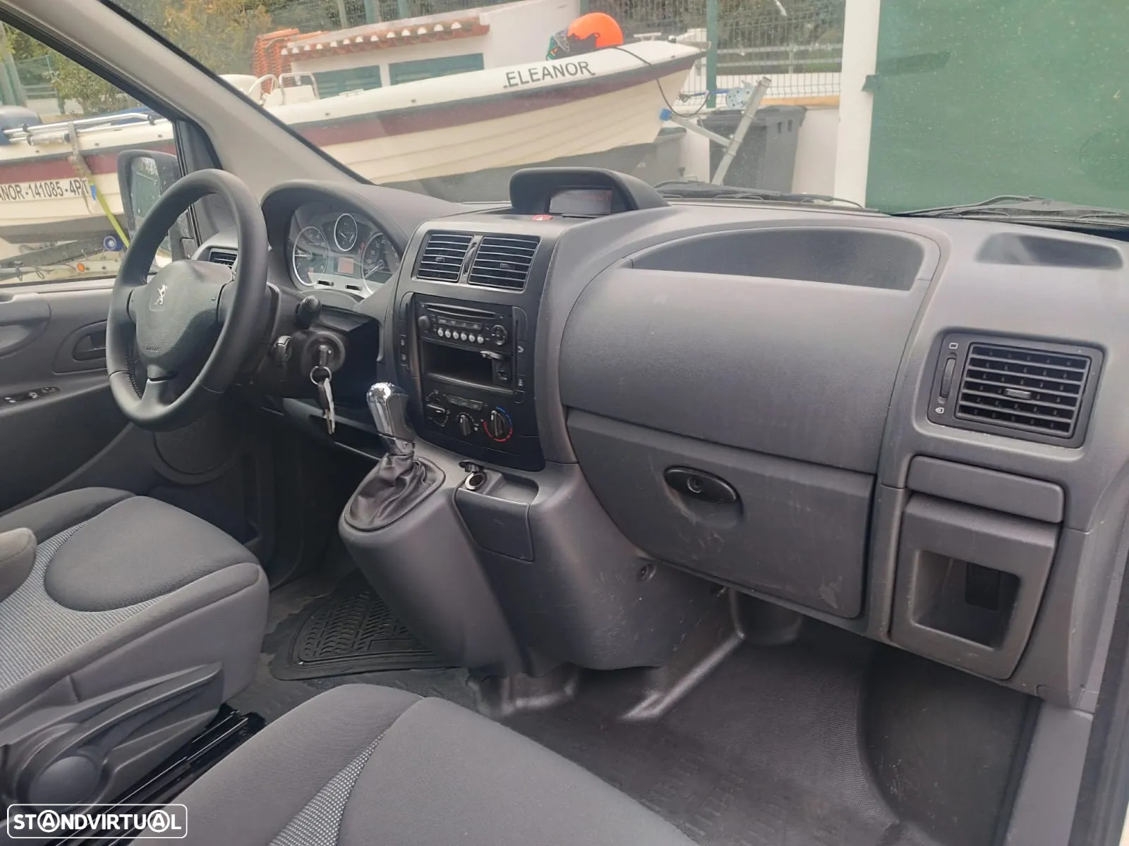 Peugeot Expert 2.0 Hdi 163 Cv L2 Automática - 23