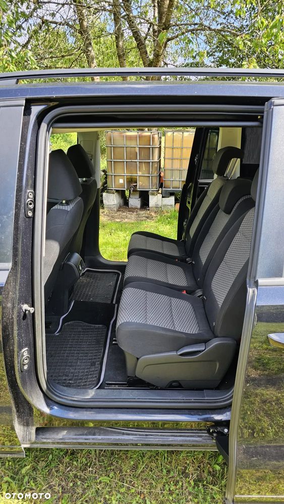 Volkswagen Sharan 2.0 TDI Comfortline DSG - 12