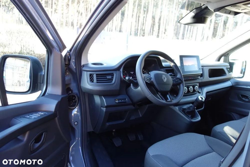 Renault TRAFIC - 6