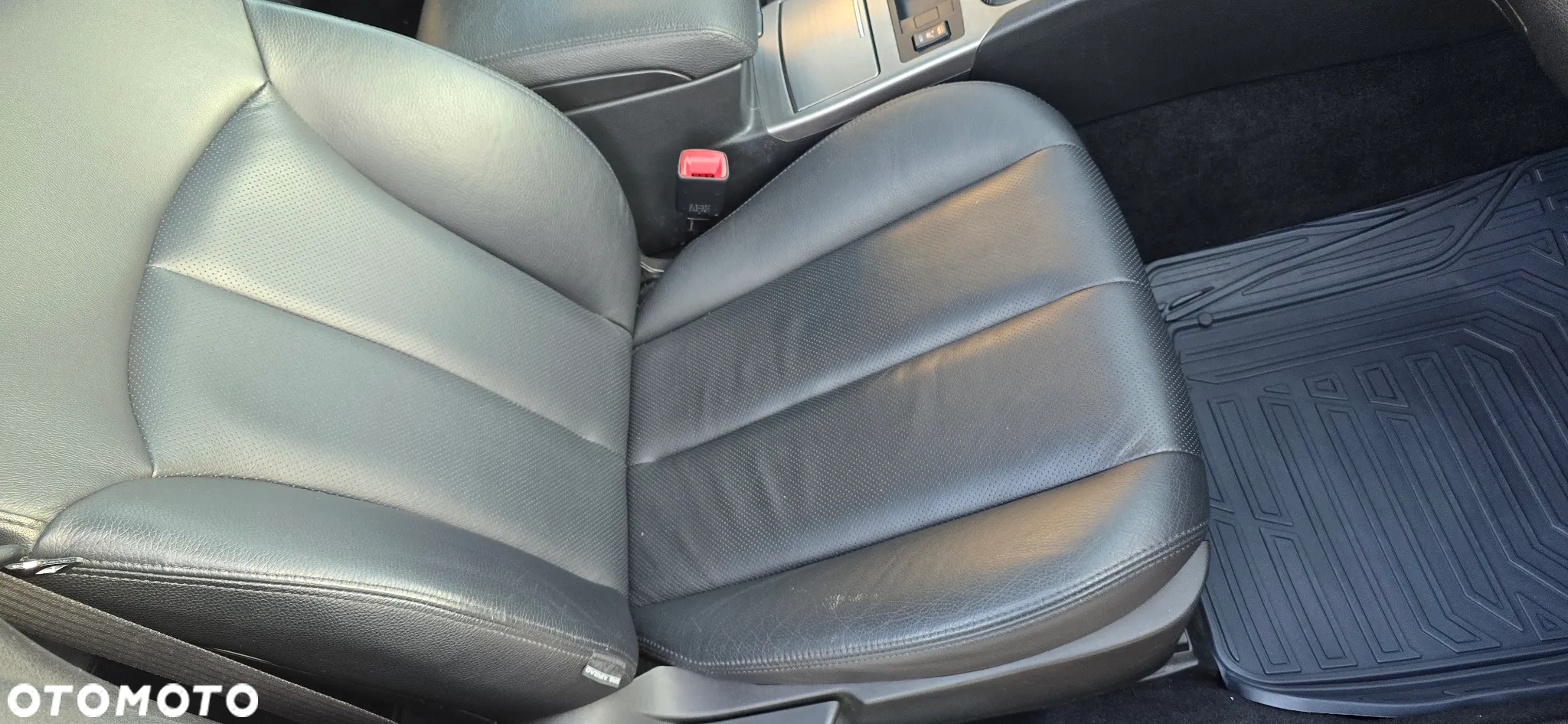 Subaru Legacy - 29