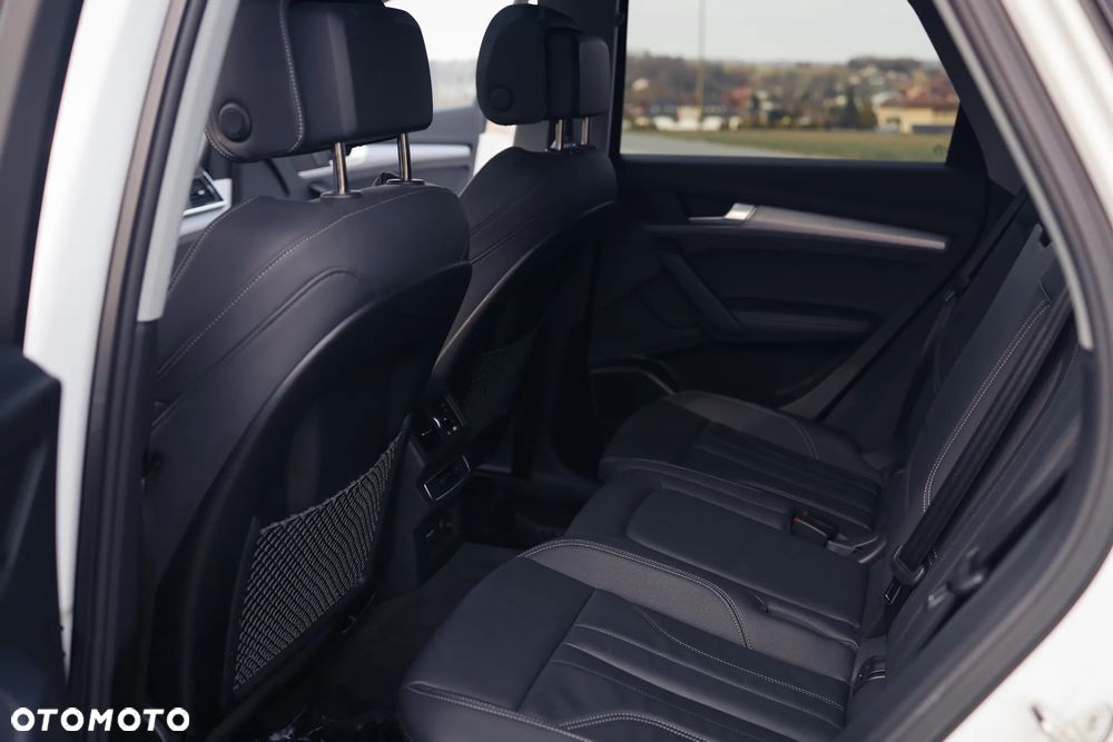 Audi Q5 55 TFSIe quattro S tronic S line - 25