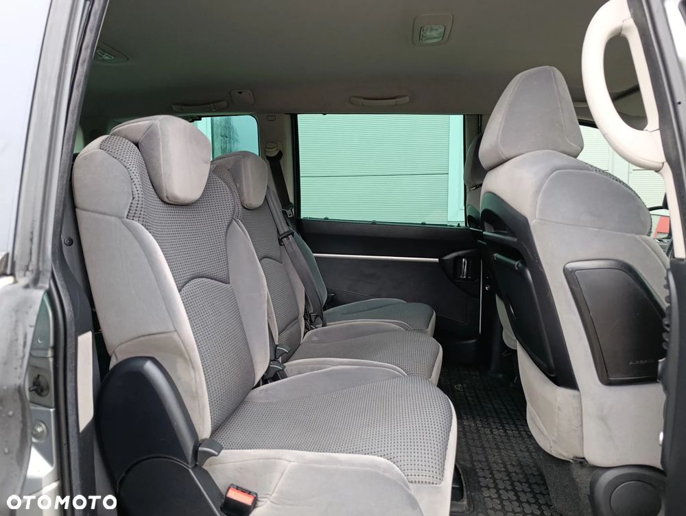 Peugeot 807 HDi 135 Family - 35