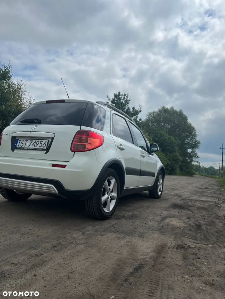Suzuki SX4 - 12