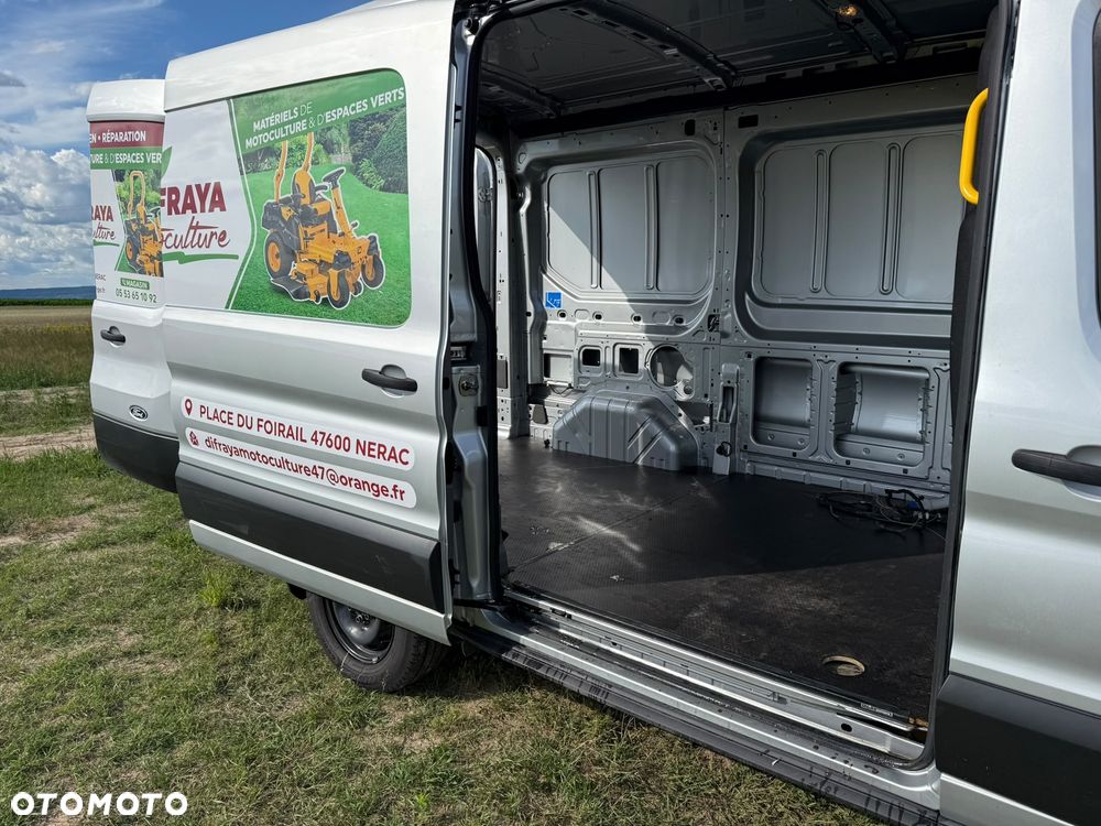 Ford Transit - 9